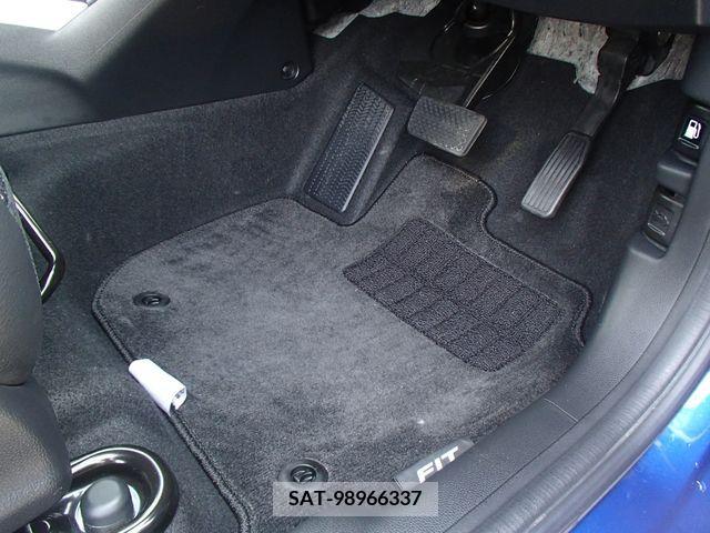 Honda FIT 2013-10 270270-7
