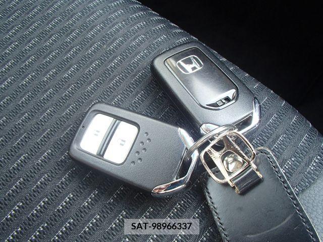 Honda FIT 2013-10 270270-9