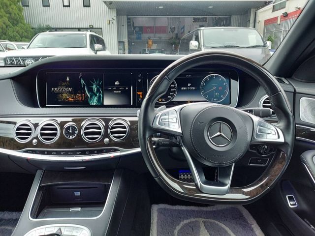 Mercedes Benz S-CLASS 2015-06 188754-1