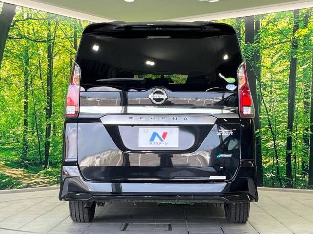 Nissan SERENA 2018-04 10664-17