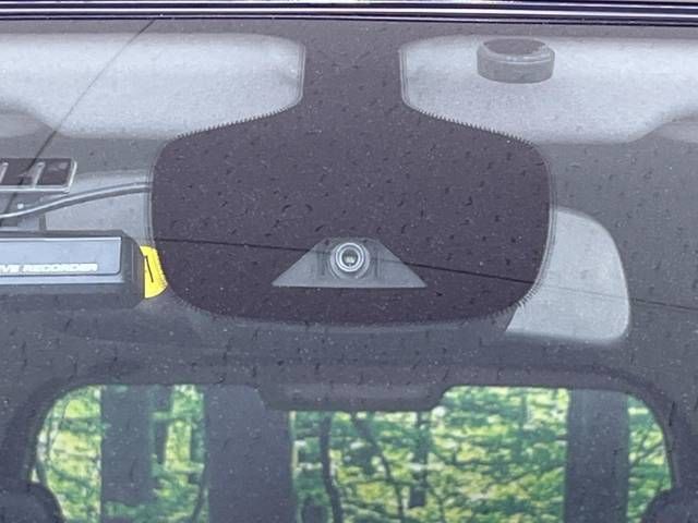 Nissan SERENA 2018-04 10664-2