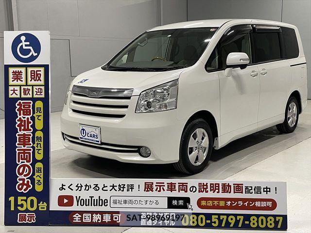 Toyota NOAH 2008-05 350065-18