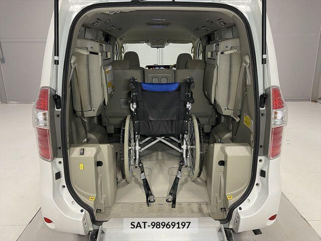 Toyota NOAH 2008-05 350065-14