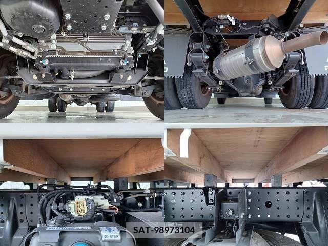 Mitsubishi CANTER 2015-03 302527-16