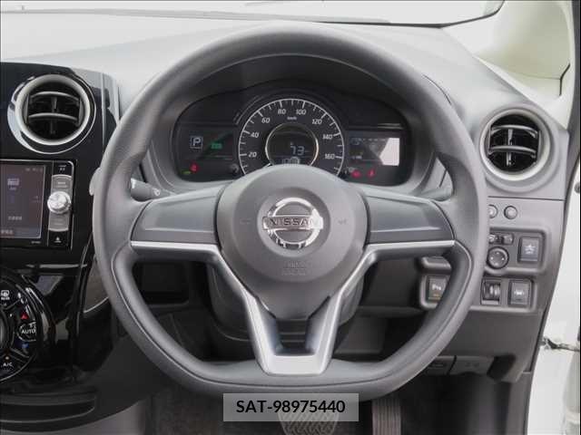 Nissan NOTE 2019-03 281006-9