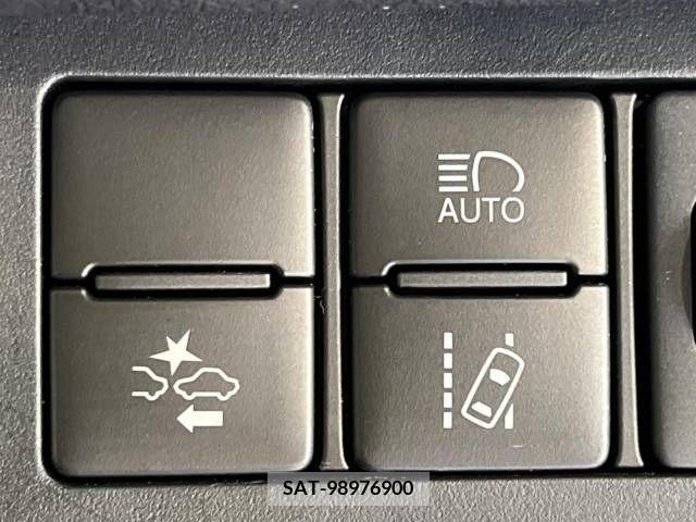 Toyota SIENTA 2018-12 219043-4