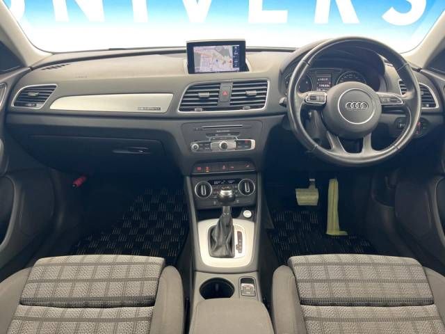 Audi Q3 2016-01 194922-1