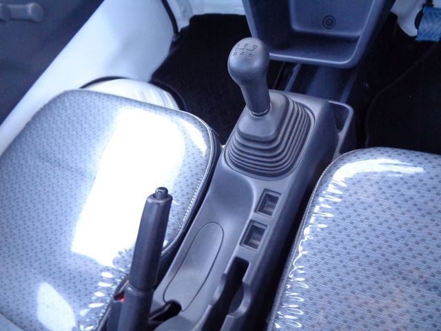 Nissan CLIPPER 2015-06 25030-11