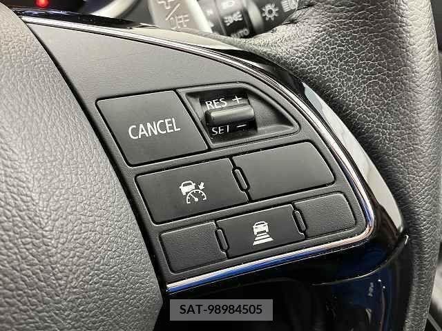 Mitsubishi ECLIPSE CROSS 2019-07 303878-3