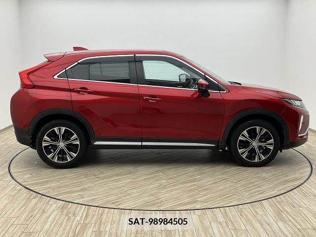 Mitsubishi ECLIPSE CROSS 2019-07 303878-14