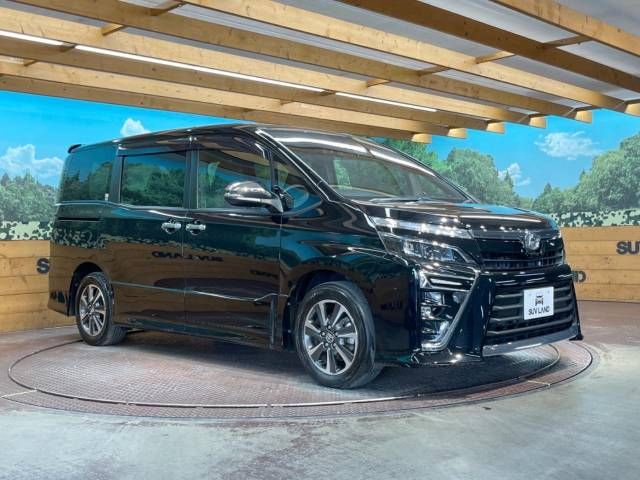 Toyota VOXY 2018-11 194544-17