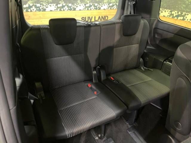 Toyota VOXY 2018-11 194544-11