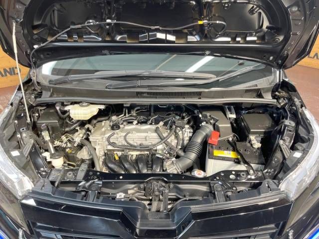 Toyota VOXY 2018-11 194544-19