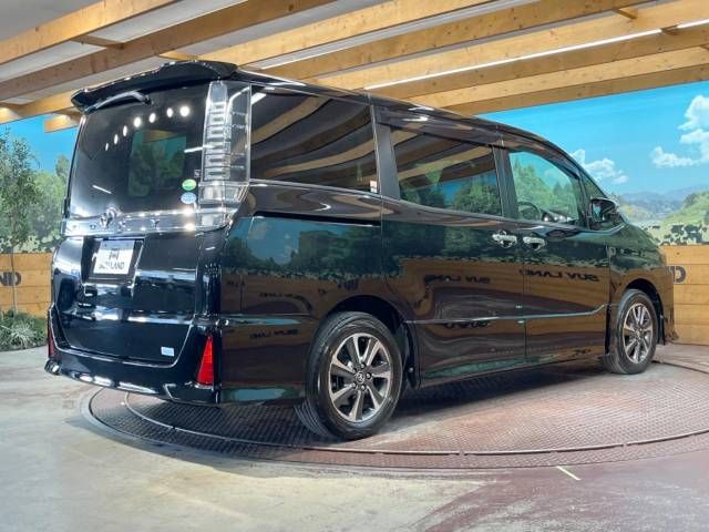 Toyota VOXY 2018-11 194544-18