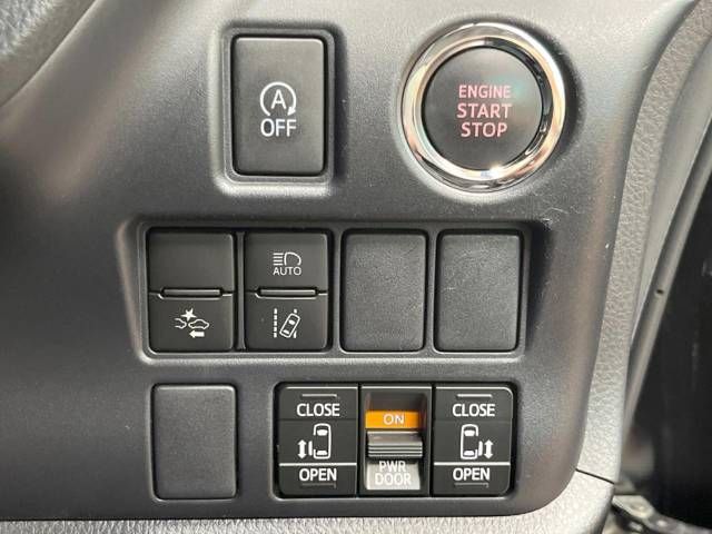 Toyota VOXY 2018-11 194544-6