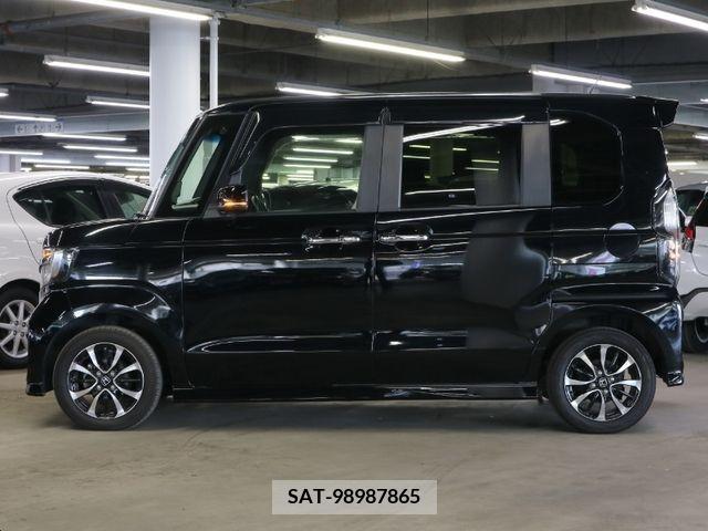 Honda N BOX CUSTOM 2018-09 329704-8