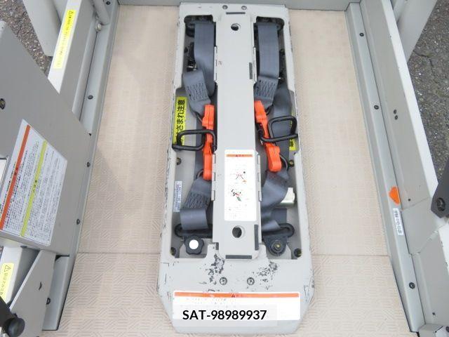 Nissan SERENA 2018-06 324921-2