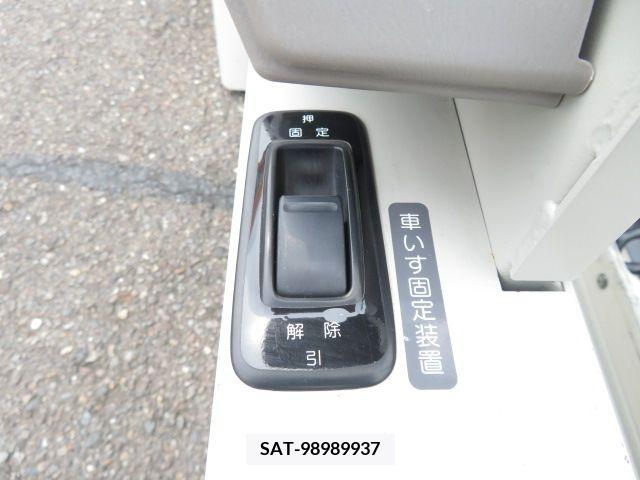 Nissan SERENA 2018-06 324921-4