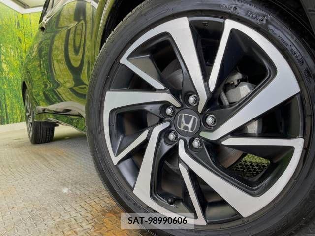 Honda VEZEL 2018-10 338864-13