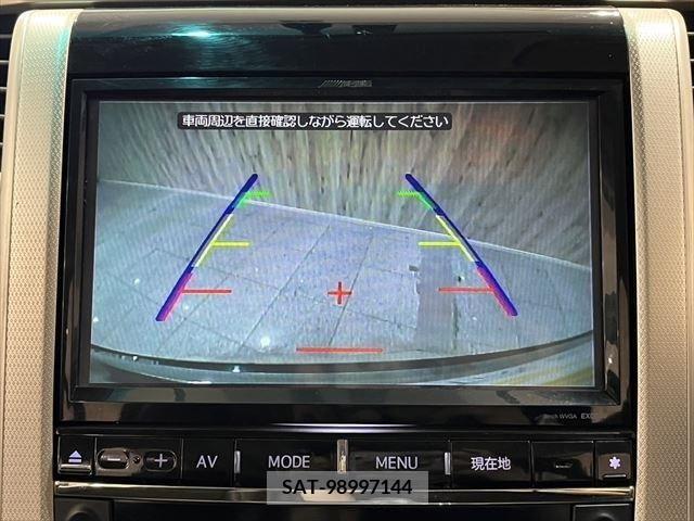 Toyota VELLFIRE 2013-12 379879-29