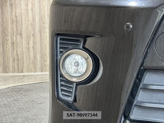 Toyota VELLFIRE 2013-12 379879-10