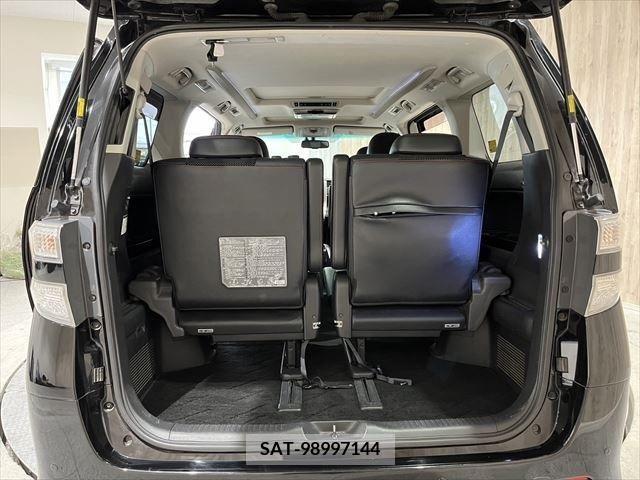Toyota VELLFIRE 2013-12 379879-25