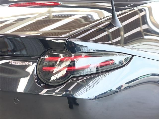 Mazda ROADSTER 2023-01 186291-25