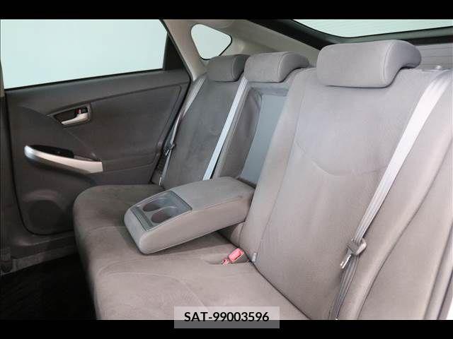 Toyota PRIUS 2010-02 327276-18