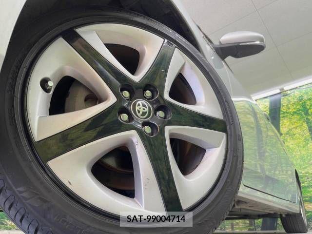 Toyota PRIUS 2016-04 393372-13