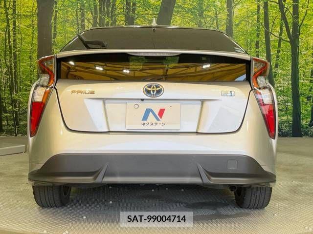 Toyota PRIUS 2016-04 393372-15