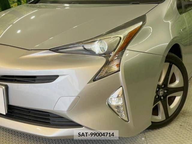 Toyota PRIUS 2016-04 393372-12