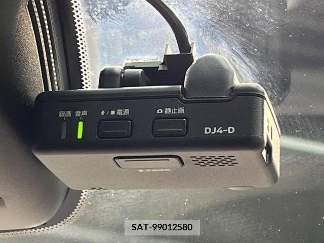 Nissan SERENA 2019-08 336493-7