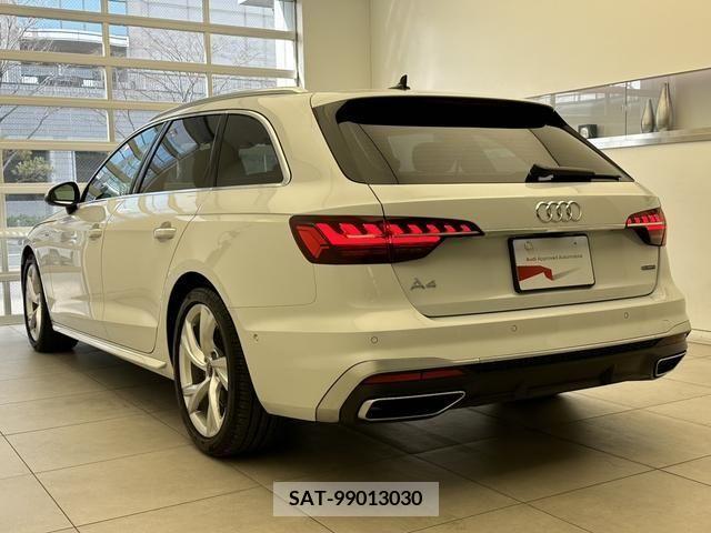 Audi A4 2021-05 225177-5