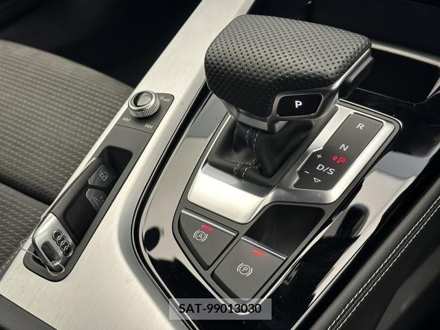 Audi A4 2021-05 225177-11