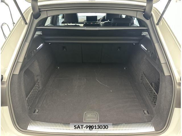 Audi A4 2021-05 225177-14