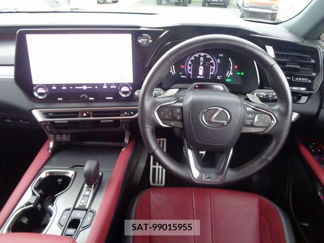 Lexus RX 2023-08 388399-1