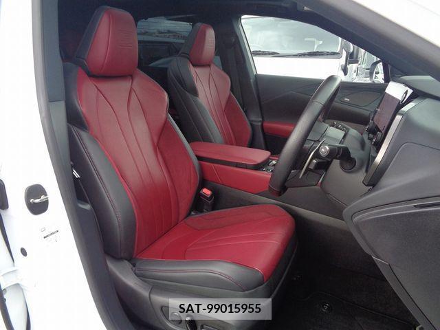 Lexus RX 2023-08 388399-3