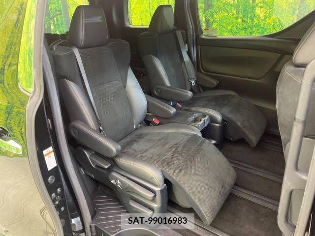 Toyota VELLFIRE 2020-10 299501-9