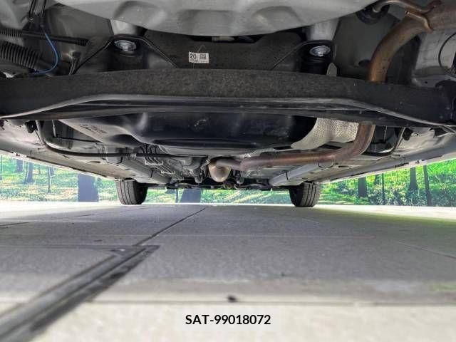 Toyota YARIS 2022-04 330631-19