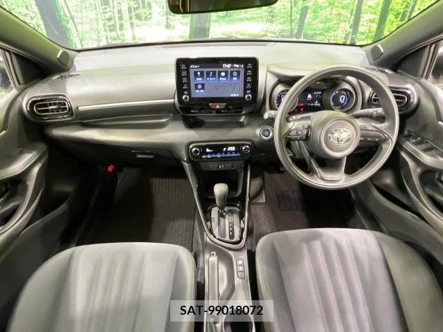 Toyota YARIS 2022-04 330631-4