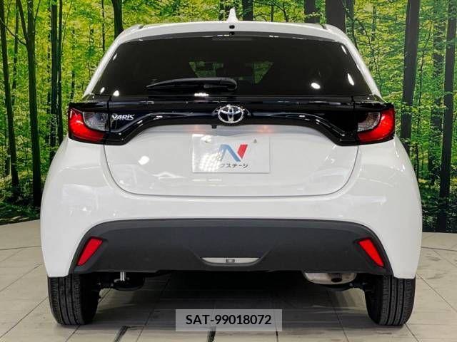 Toyota YARIS 2022-04 330631-15