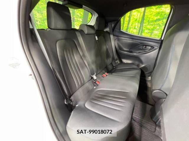 Toyota YARIS 2022-04 330631-9