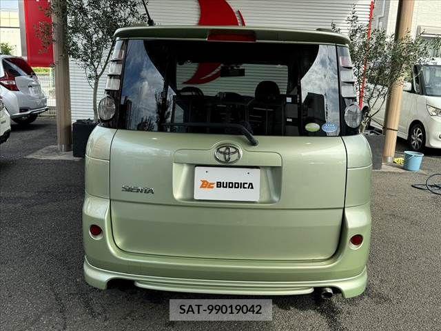 Toyota SIENTA 2009-09 349219-11
