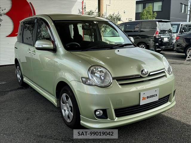 Toyota SIENTA 2009-09 349219-8