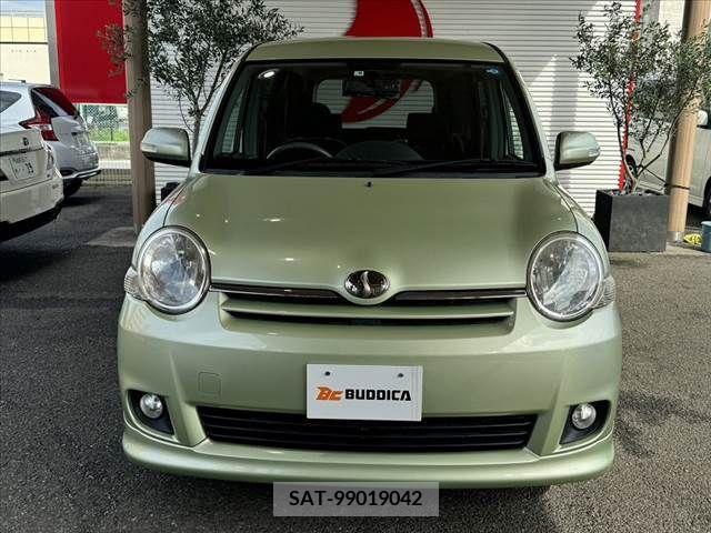 Toyota SIENTA 2009-09 349219-7