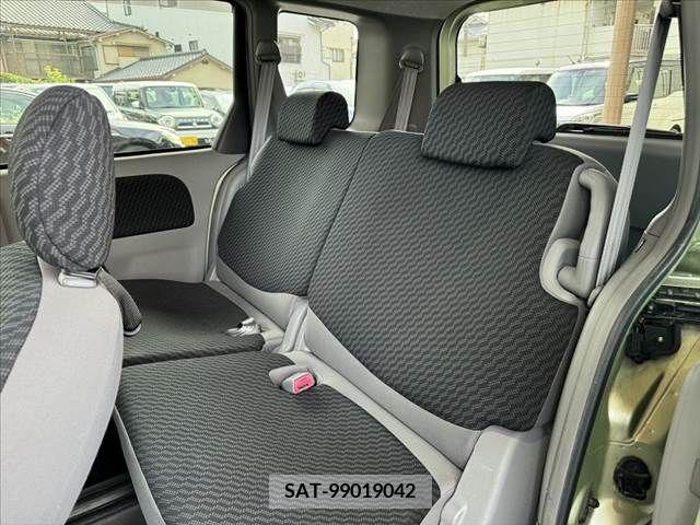 Toyota SIENTA 2009-09 349219-21