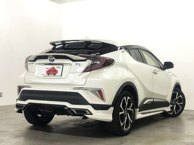 Toyota C-HR 2019-03 6105-2