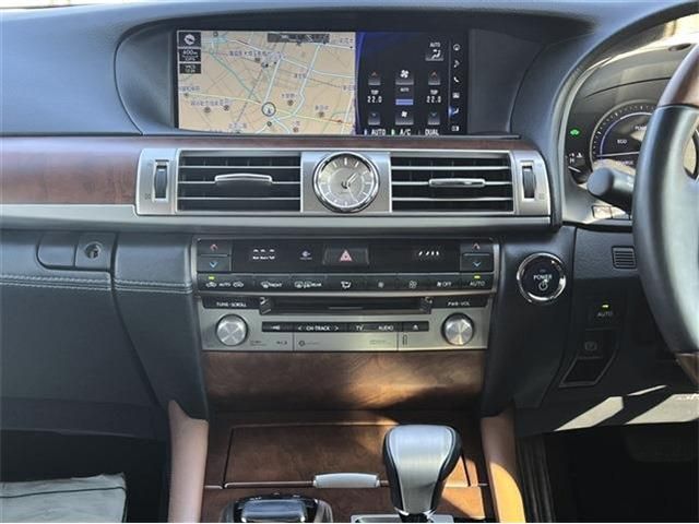 Lexus LS 2016-11 28268-14