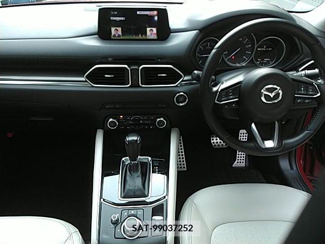 Mazda CX-5 2018-03 295945-10