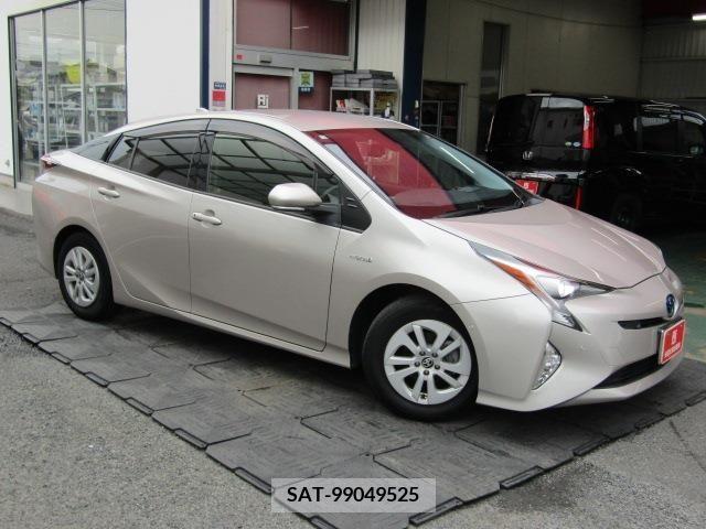 Toyota PRIUS 2016-09 322347-2
